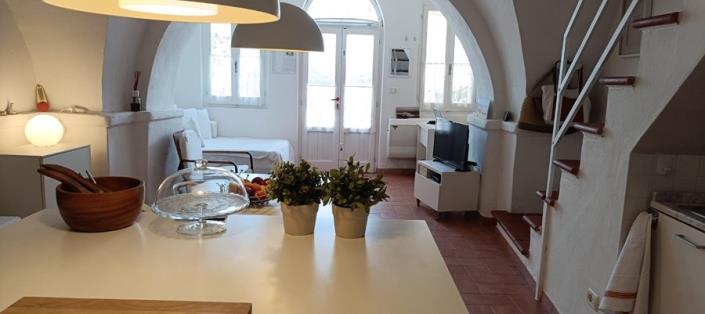 Image No.11-2 Bed Townhouse for sale