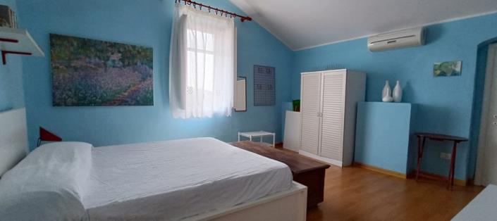 Image No.22-2 Bed Townhouse for sale