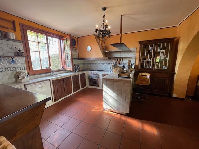 Image No.14-5 Bed Country House for sale