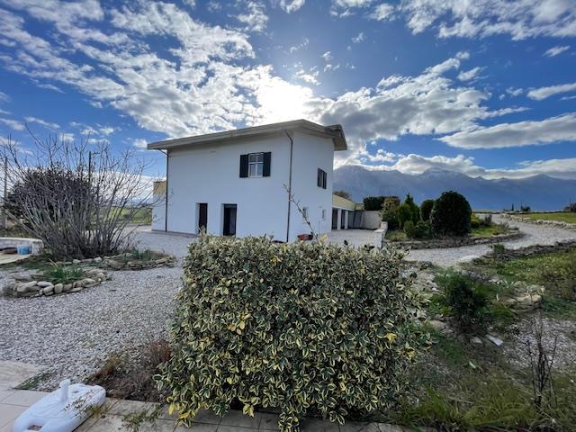 Image No.10-3 Bed Villa / Detached for sale