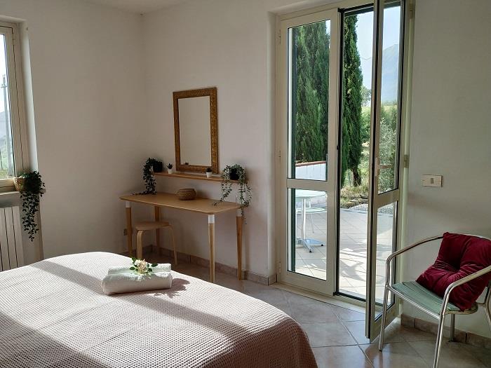 Image No.24-3 Bed Villa / Detached for sale