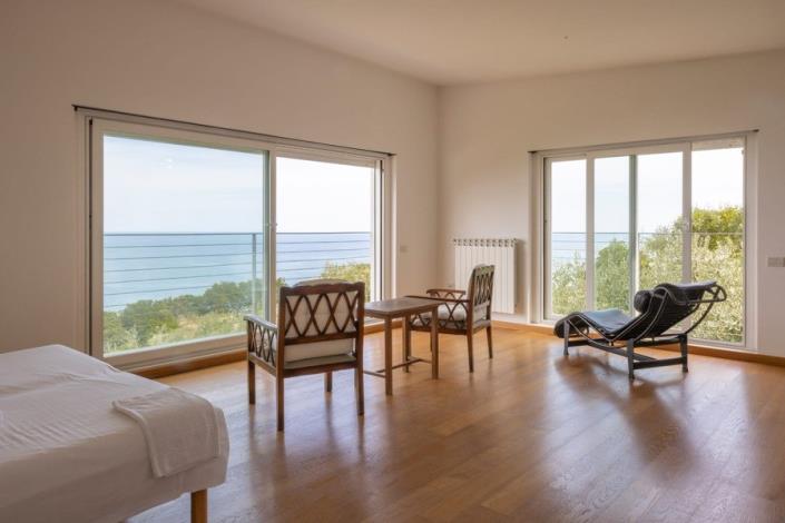 Image No.16-4 Bed Villa for sale