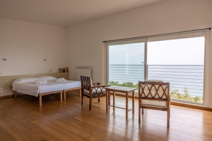 Image No.17-4 Bed Villa for sale