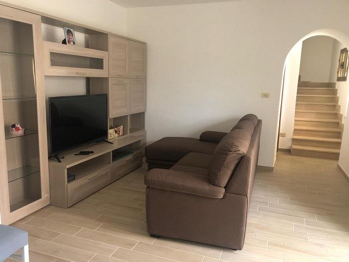 Image No.8-Maison de campagne de 2 chambres à vendre à Montebello di Bertona