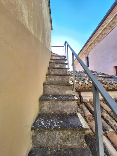 Image No.18-2 Bed Apartment for sale