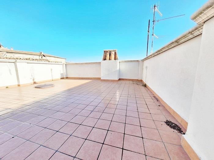 Image No.19-2 Bed Apartment for sale