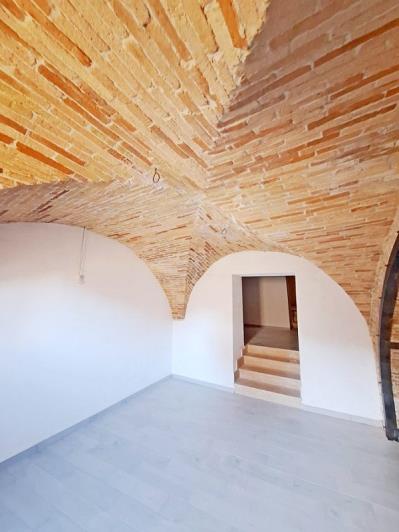 Image No.2-Maison de ville de 2 chambres à vendre à Penne