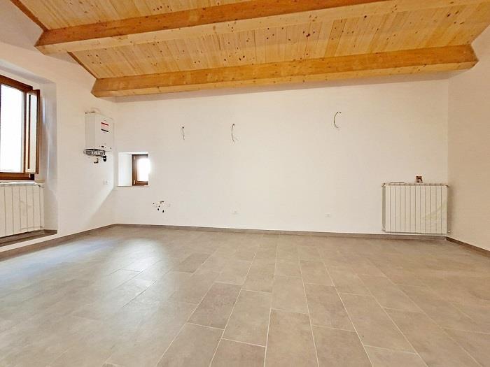 Image No.7-Maison de ville de 2 chambres à vendre à Penne