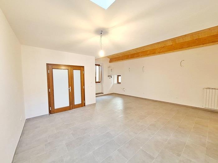 Image No.9-Maison de ville de 2 chambres à vendre à Penne