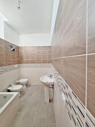 Image No.17-Maison de ville de 2 chambres à vendre à Penne