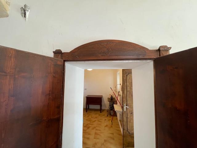 Image No.28-4 Bed Townhouse for sale