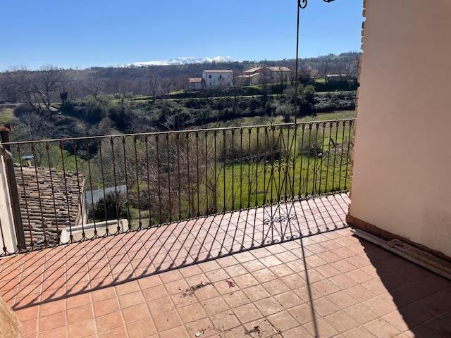 Image No.43-4 Bed Townhouse for sale