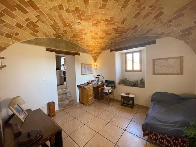 Image No.29-Maison de campagne de 4 chambres à vendre à Cugnoli