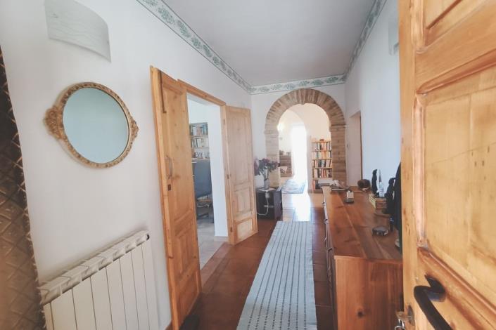 Image No.48-Maison de campagne de 4 chambres à vendre à Cugnoli