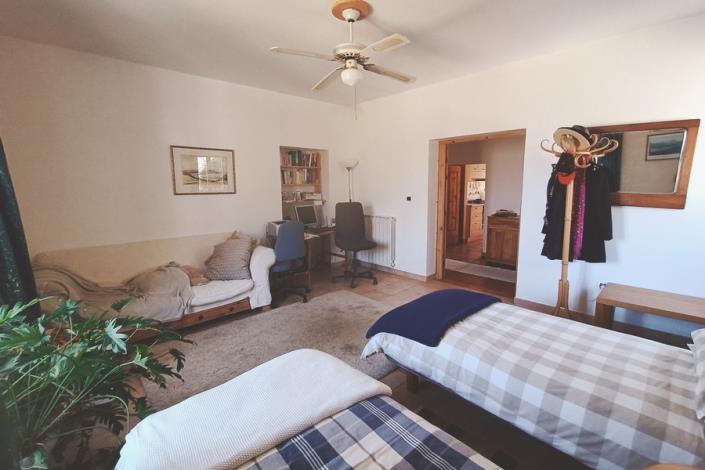 Image No.53-Maison de campagne de 4 chambres à vendre à Cugnoli