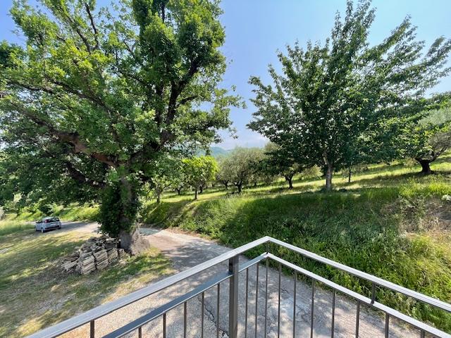 Image No.10-Maison de campagne de 3 chambres à vendre à Bisenti