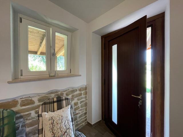 Image No.35-Maison de campagne de 3 chambres à vendre à Bisenti