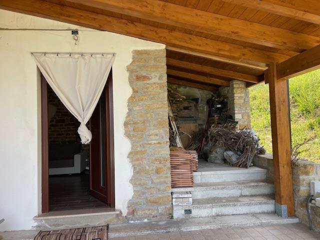 Image No.37-Maison de campagne de 3 chambres à vendre à Bisenti