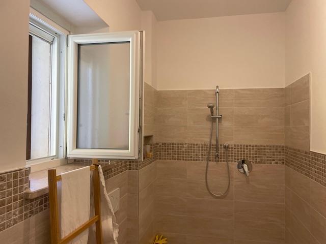 Image No.40-Maison de campagne de 3 chambres à vendre à Bisenti