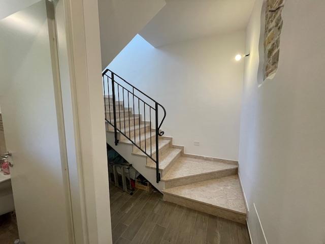 Image No.45-Maison de campagne de 3 chambres à vendre à Bisenti