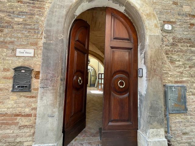 Image No.5-4 Bed Townhouse for sale