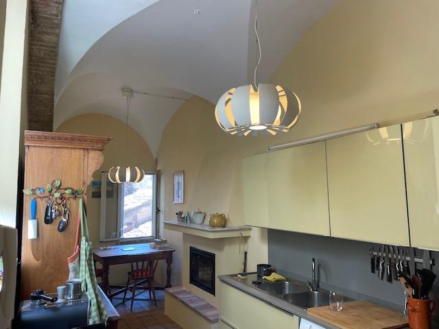 Image No.10-4 Bed Townhouse for sale