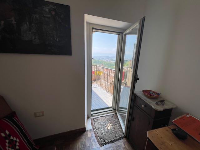 Image No.34-4 Bed Townhouse for sale