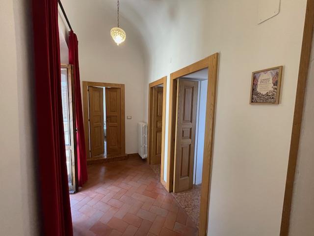 Image No.39-4 Bed Townhouse for sale