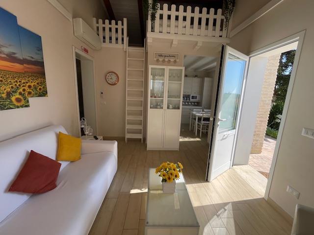 Image No.41-Maison de campagne de 8 chambres à vendre à Citta Sant'Angelo