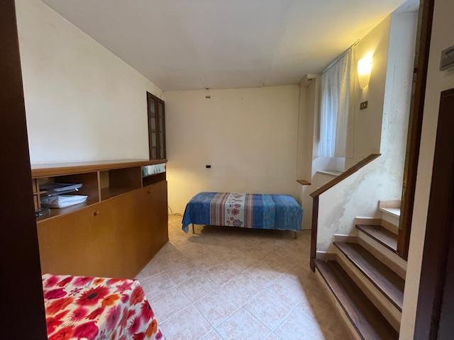 Image No.30-2 Bed Apartment for sale