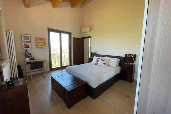 Image No.29-Maison de campagne de 2 chambres à vendre à Citta Sant'Angelo