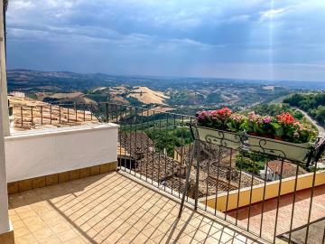 1210_23092025044101398