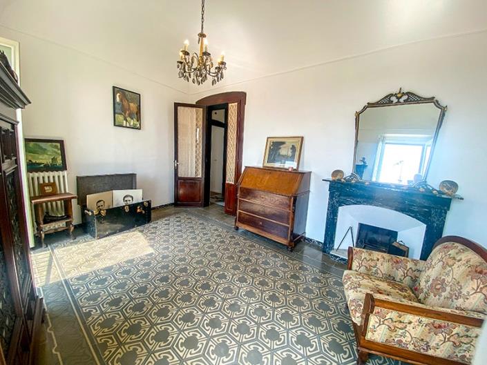 Image No.5-4 Bed Apartment for sale