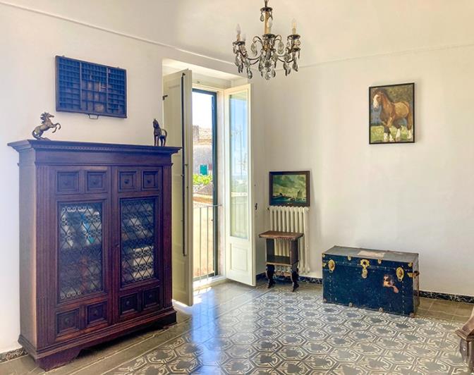 Image No.8-4 Bed Apartment for sale