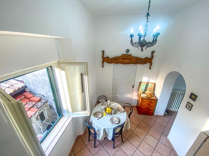 Image No.16-4 Bed Apartment for sale