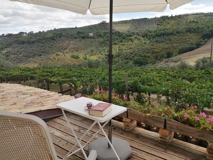 Image No.3-Maison de campagne de 2 chambres à vendre à Loreto Aprutino