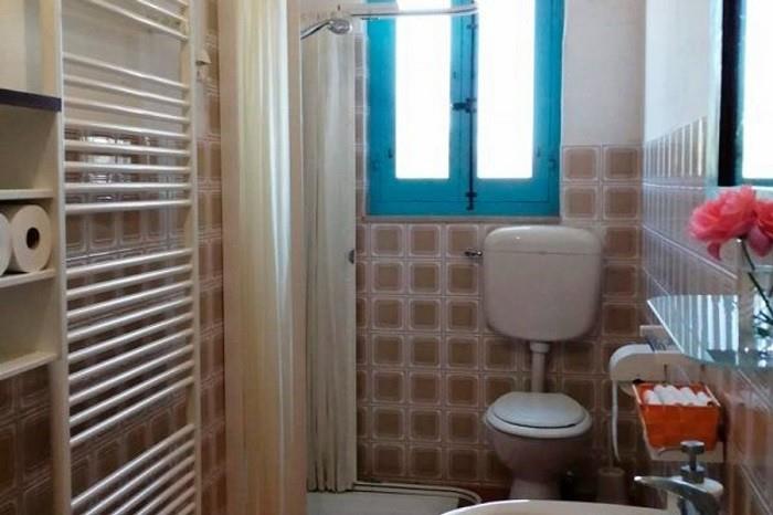 Image No.22-Maison de campagne de 2 chambres à vendre à Loreto Aprutino