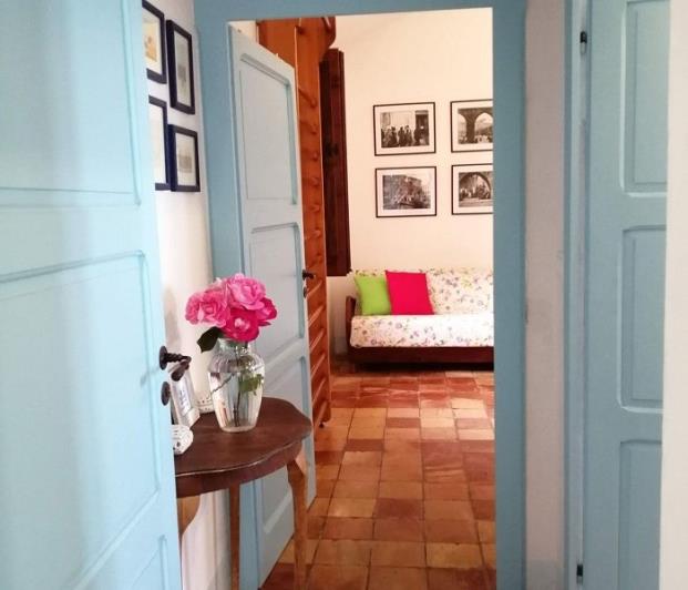 Image No.26-Maison de campagne de 2 chambres à vendre à Loreto Aprutino