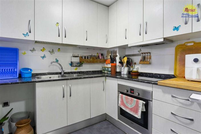 Image No.11-3 Bed Property for sale