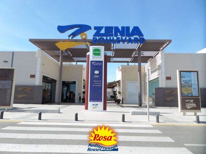 Image No.28-Duplex de 4 chambres à vendre à La Zenia