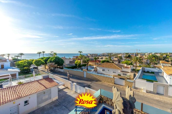 Image No.39-4 Bed Villa for sale