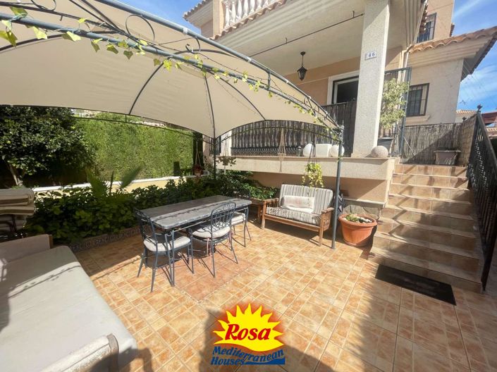 Image No.3-Chalet de 3 chambres à vendre à Orihuela Costa