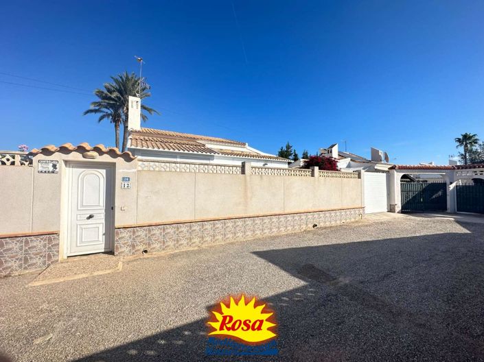 Image No.2-Chalet de 2 chambres à vendre à Orihuela Costa