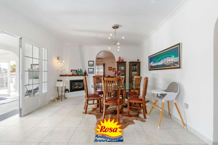 Image No.16-5 Bed Villa for sale