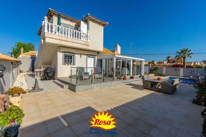 Image No.5-5 Bed Villa for sale