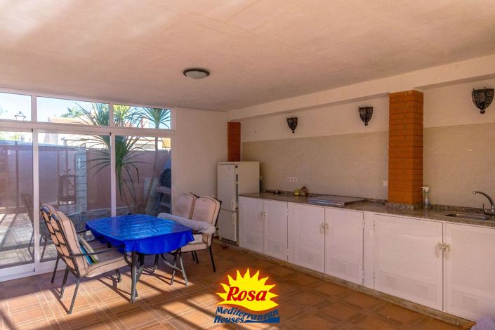 Image No.33-4 Bed Villa for sale