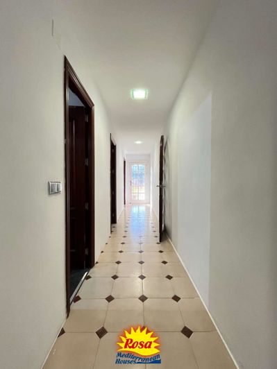 Image No.27-6 Bed Villa for sale