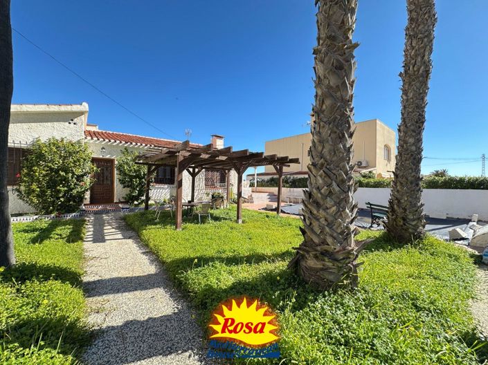 Image No.3-3 Bed Villa for sale