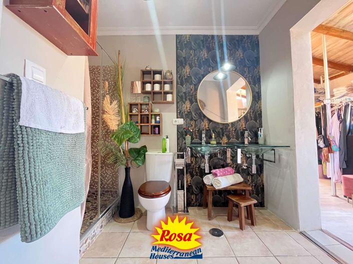 Image No.19-3 Bed Chalet for sale