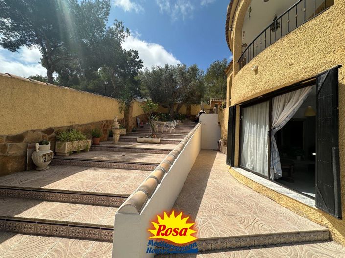 Image No.7-6 Bed Villa for sale